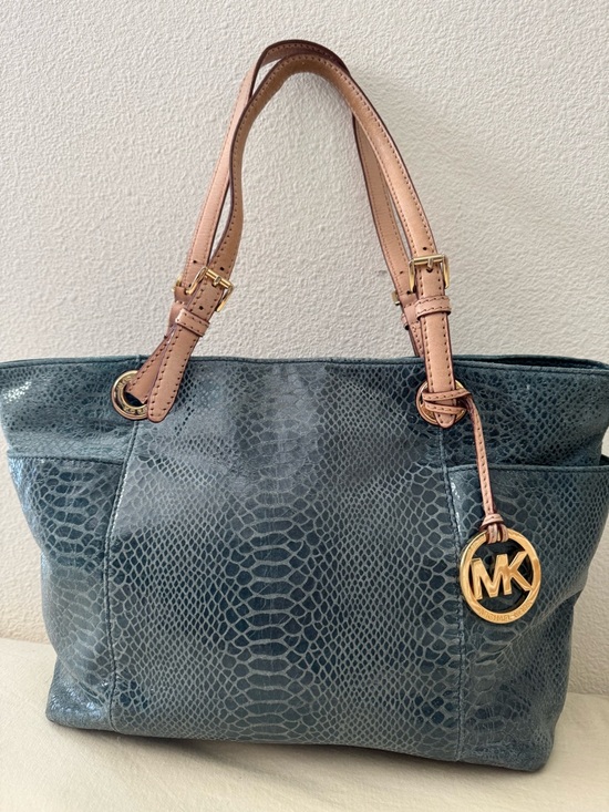 Michael Kors Handbags - MICHAEL KORS Green Snake-skin Embossed Leather Shoulder Bag